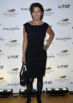 Corinne Touzet